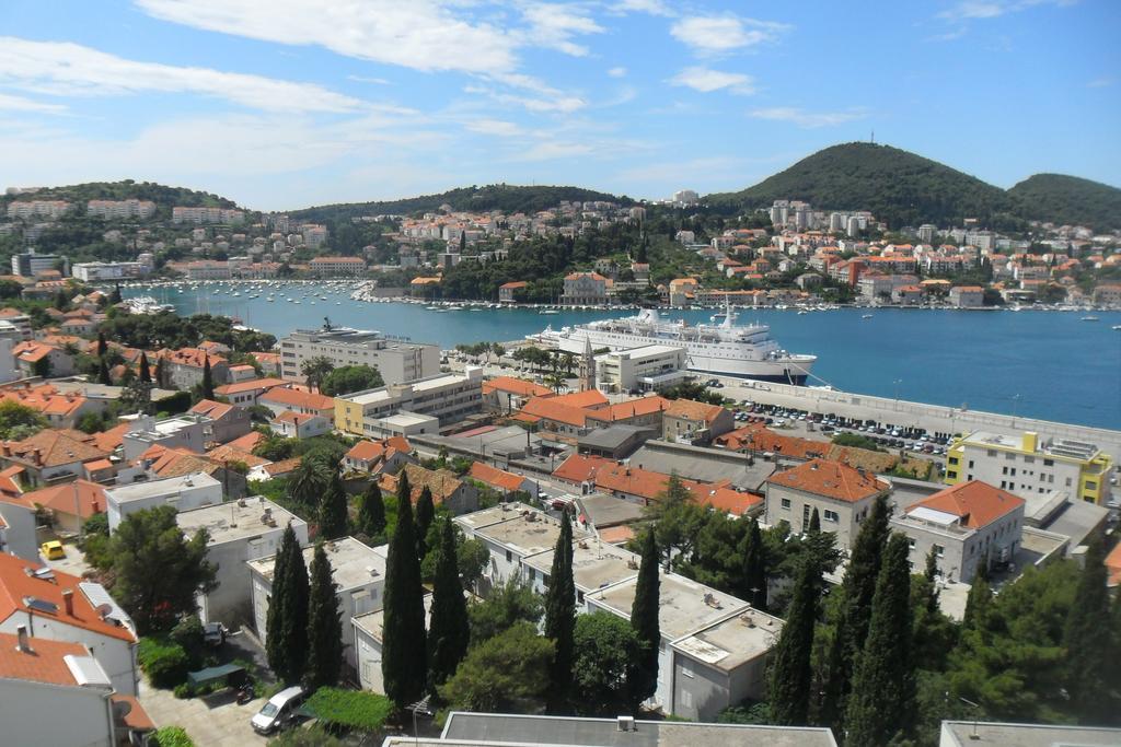 Rooms Anela With Large Common Tarrace And Beautiful Sea View Dubrovnik Room photo