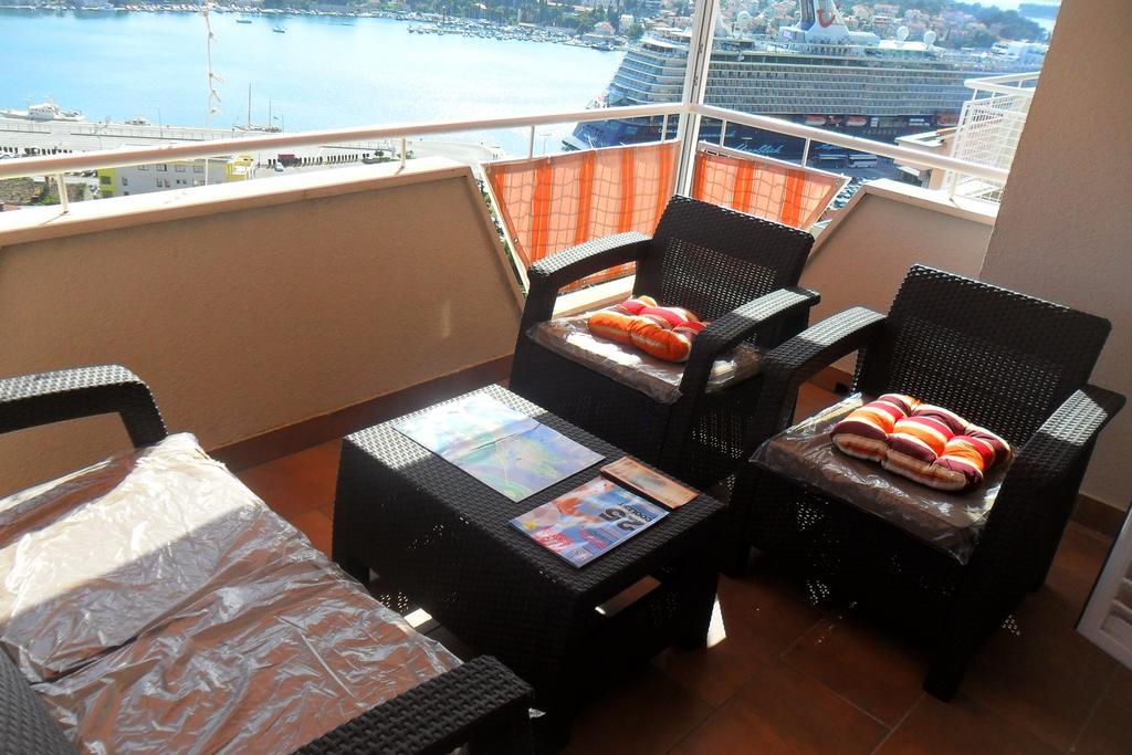Rooms Anela With Large Common Tarrace And Beautiful Sea View Dubrovnik Room photo